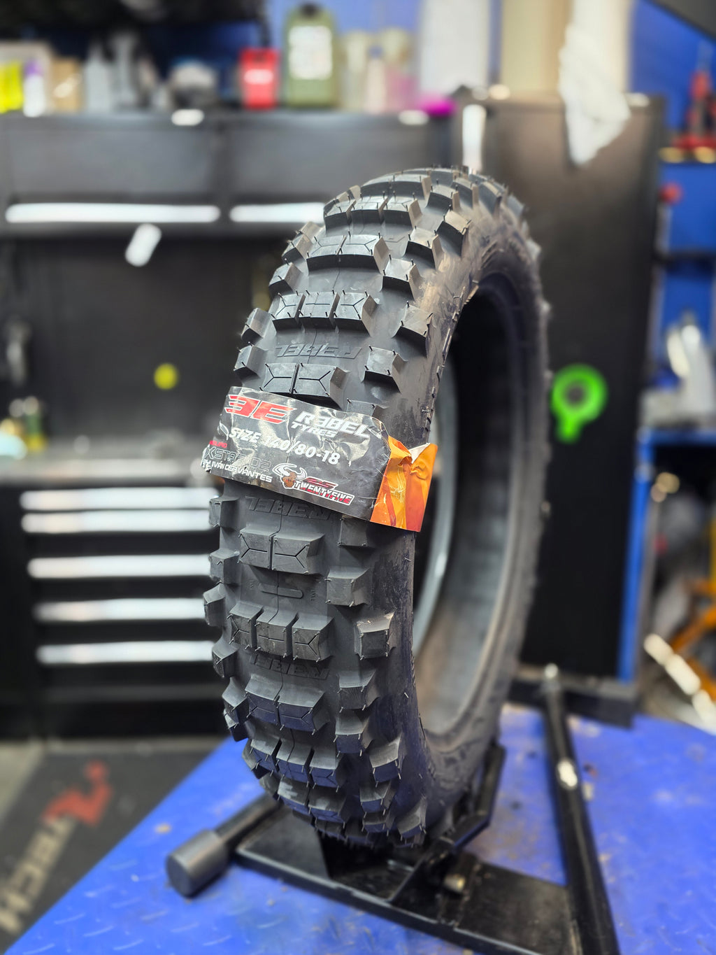 Rebel Tyres Xstar02 140/80-18