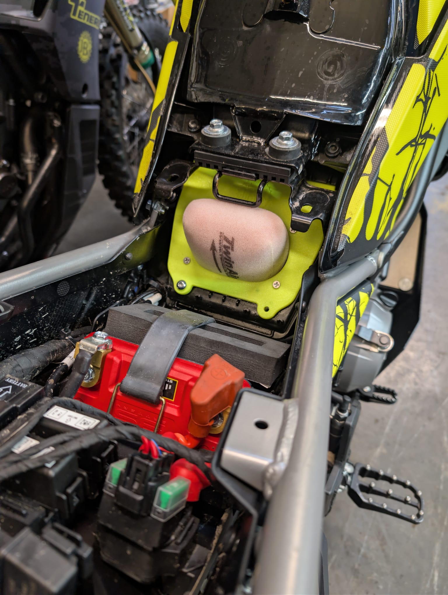 CFMoto 450MT Airfilter